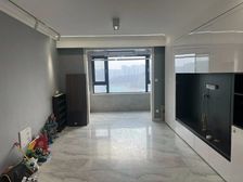 万科美的璞悦山 3室2厅1卫 精装修 137万元