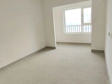 红山郡电梯小区单价较低中间楼层格局通透停车位免费