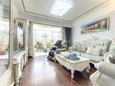 现代星洲城二期 三开间朝南 楼下两房 楼上有阁楼 附送面积大