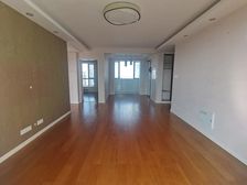 俯看小区中心湖景观 边套卧室带转角大飘窗 看房有钥匙 诚售