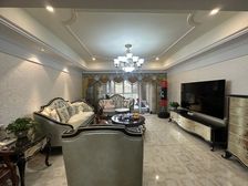 阿尔法豪装洋房,前后双阳台,隔墙南大。出门华润山姆