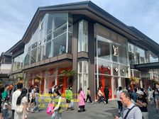 房东新委托!春熙路太古里稀缺独栋旺铺《LV旗舰店》年租25万