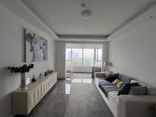 自在澜湾 1室1厅1卫 精装修 52万元 72平米