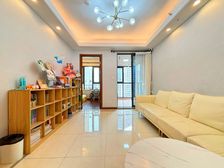 南岸区 金辉御江府 三房