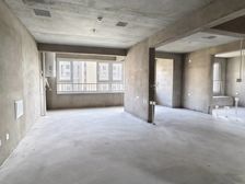 二,中!河景东城 电梯房 三室通透 全明 现房 即办正