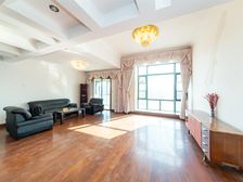 空中别墅!双露台 好位置!带车位 横厅!客厅挑高