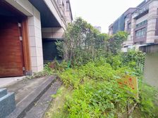 东城皇马郦宫联排别墅 使用率1000多平 上下五层 诚心卖