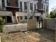 急售,金龙湖万科别墅,大花园,可改四室,依山傍水,随时看房!