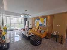 金象泰翰林苑二期毛坯 小高层四室 经典耳朵户型