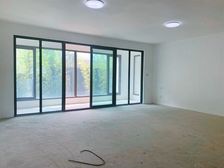 性价比王 8米大横厅 边户3车位)急售 出门运河湿地公园