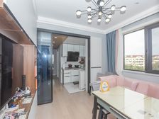 金杨板块装修蕞好的房子,家具家相送,拎包入住,带固定车位!