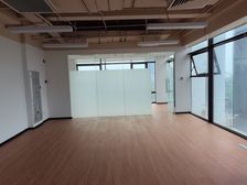 前山小面积137精装办公室