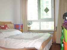 世纪城远大园五区 3室2厅2卫 电梯房 客厅朝南