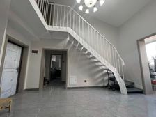 复式格局 凤凰楼层 5室2厅2卫 房主包税 秀园