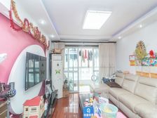 近地铁 户型好,正气三房 电梯中区 采光好视野好