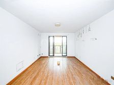 18号-线旁,地-铁0距-离,次新商品房,价可谈,看房有K