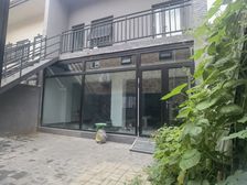 独栋带南向精装修大窗户798草场地94平米2.8元