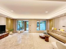 北龙湖金茂府精装修边户一二楼带院子带双层地下室 满两年随时看