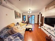 急售婚房装修 南北通两房 步梯得房高 花园小区出门商业近地铁