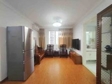 急售 天花板两房 看房随时 精装全送 采光好电梯中层