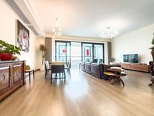 电梯大平层,高品质小区,位置安静,视野开阔,看房方便