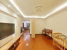 正规商品房 带电梯 精装可拎包入住 大两房 医疗配套成熟