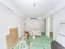 名馨花园,力荐一楼大院子,间距大,位置安静,中央空调带地暖!