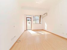 双南,带25平大院子,可设计落地窗,非常诚意卖!康外实验小中