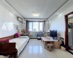 金隅嘉和园,精装修南北,交通方便,中间楼层,采光好,