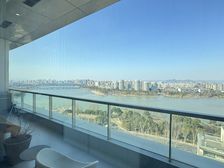 湾头君湾中心,一线江景,奢侈装修400多万,11楼视野无敌好