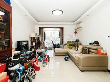 绿地中央广场 电梯2居2卫 南北通透 经典户型 舒适居住感