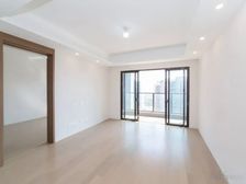 琅越龙洲 日系精工 房主外地工作 诚心出售 已经血亏好几十