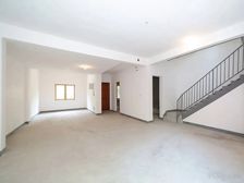 香醍漫步别墅区 房东出国 着急出掉 亏本出 可以大刀的房子