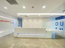 凤凰置地1400平丨整层楼道丨地铁口丨紧临机场线丨定制装修