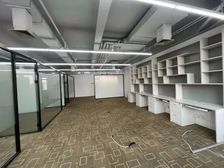 融科望京中心 年底特价 160平 3隔间 房东直租 随时看