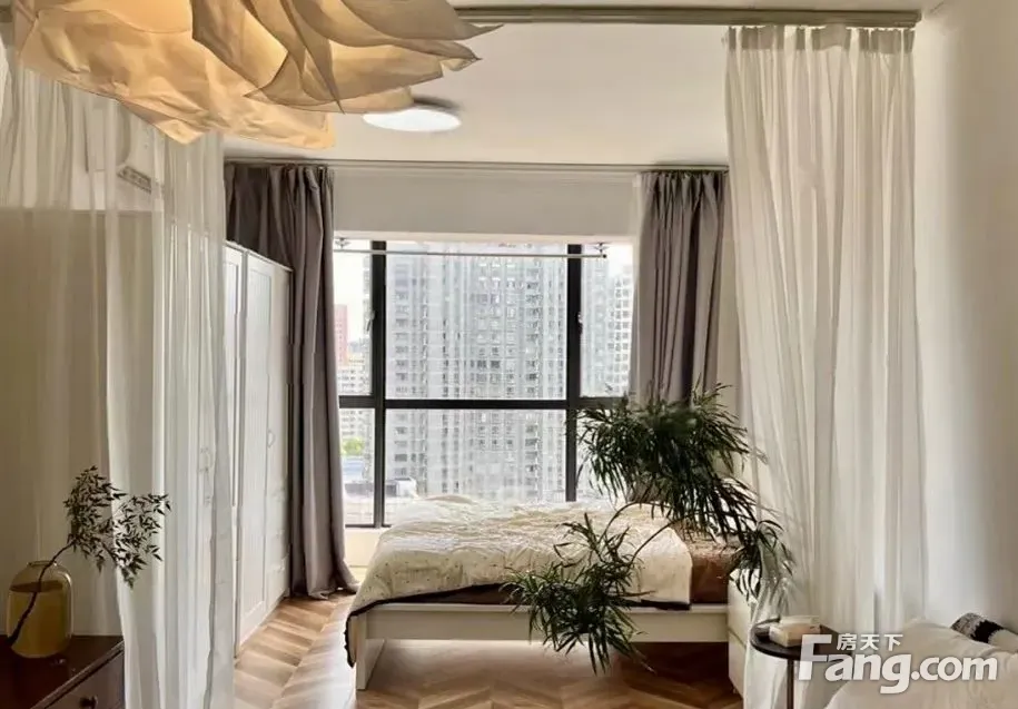 小李实拍 嘉善路1房一厅 拎包入住 价格美丽 可备案 居住证