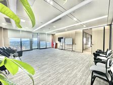 特价出租!UCC高层精装写字楼,景观视野好,拎包即可办公