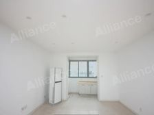 三中 九洲花园 二室朝南 位置好交通便利 采光好