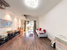 万信 28Z,两室,通透户型,采光好,有阁楼一梯两户