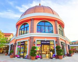 花乡奥莱独栋丨品牌租户承租丨带5年租约丨大展示面丨出入口位置