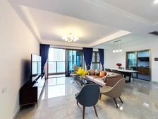 业主移民澳洲 急出前海壹方中心4房 南北通透精装 看房方便