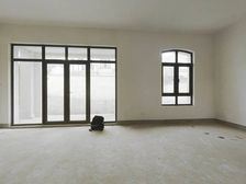 别墅天花板 全运村玺园 带大院 未住 看房方便诚意出售