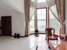 鲁信蟠龙山花园 独栋别墅 带超大院子