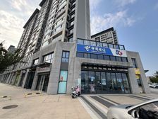 锡山区小区门口商铺,门口车位充足