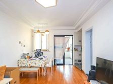 新上好房!低于市场价50万,业主出国急售,小区花园位置,全明