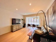 教科院大复式,实得双倍,精装现代风格,朝南对中庭,有车位