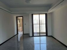 蓝光雍锦王府 南北通透,采光好 装修好,环镜优美 视野好,诚