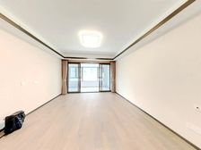 远创东樾 126.34平3居 南向简装修 方便看房