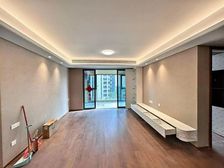 差不多就卖就卖 精装未入住 通透四房 全景落地窗