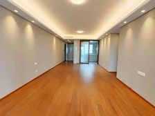 双卫 次新房 产权清晰 高楼层视野好 精装可拎包入住